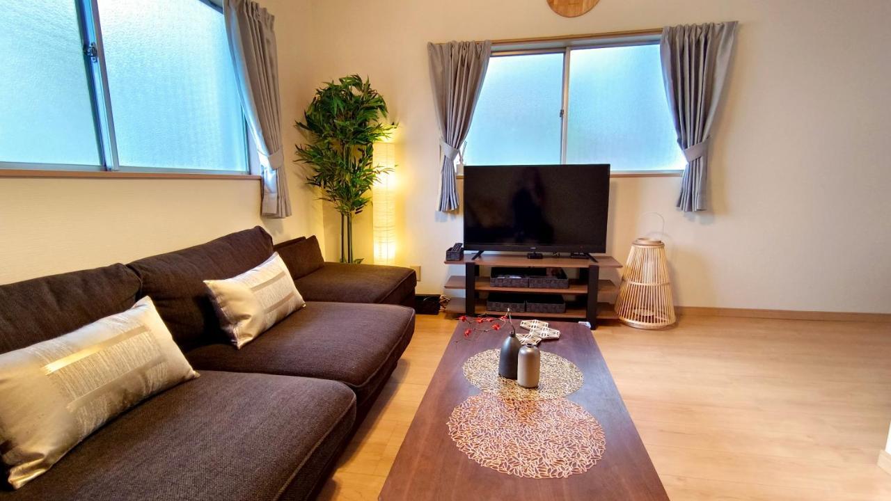 Tsukiyume Kan - House With Parking, 10Mins To Usj, Tennoji, Namba Osaka Ngoại thất bức ảnh